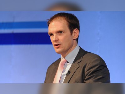 Conservative MP Dan Poulter Defects to Labour, Criticizes Party's Neglect of NHS