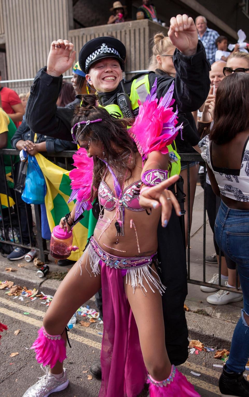 Notting Hill Carnival Cops Face Dance Ban As 12000 Strong British