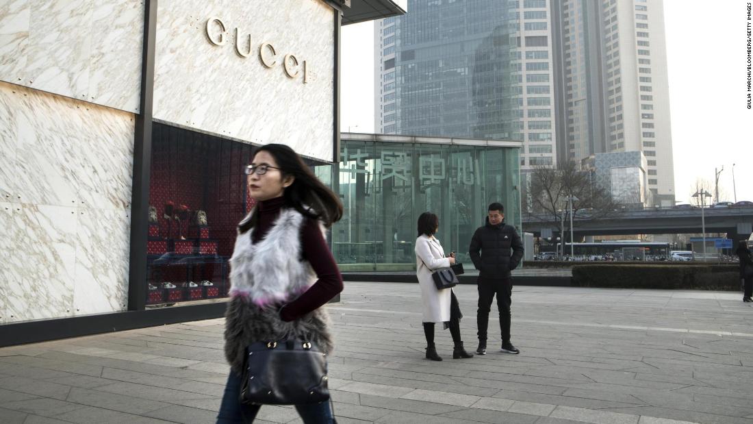 There are more wealthy Chinese than Americans for the first time