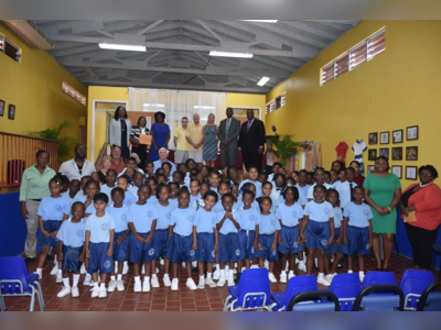 Belmont Association adopts Leonora Delville Primary! Gifts school with $13K!