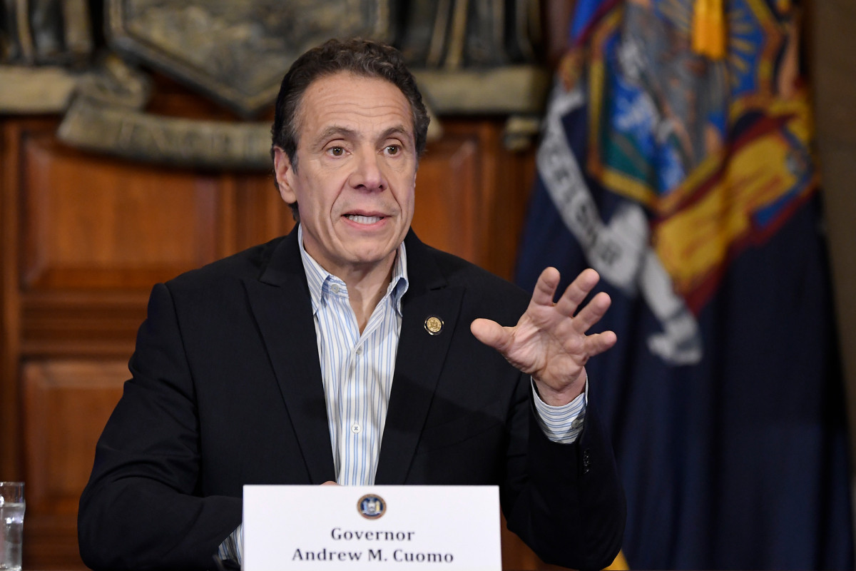 The state now has 59,513 confirmed diagnoses, with 965 dead, Cuomo said.