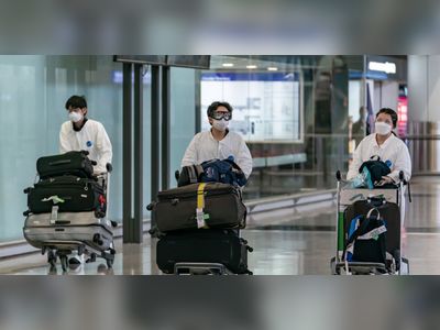 Hong Kong's new surveillance plan tracks those in coronavirus quarantine