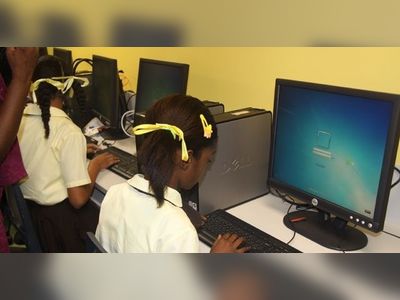 Education Ministry Faces Online Learning Hurdle