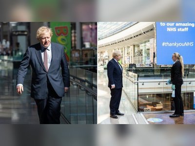 Boris tries to show shopping is safe by visiting empty shopping centre