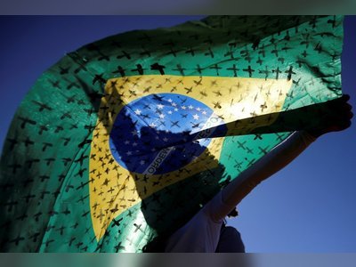 Brazil coronavirus cases reach 2 million, doubling in less than a month