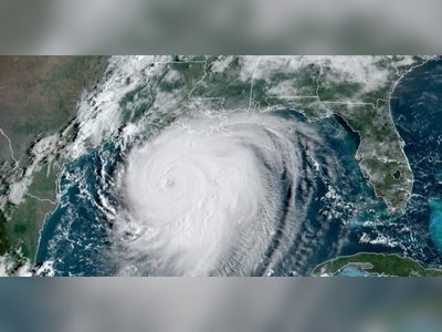 Laura now forecast to be a catastrophic Cat 4 hurricane