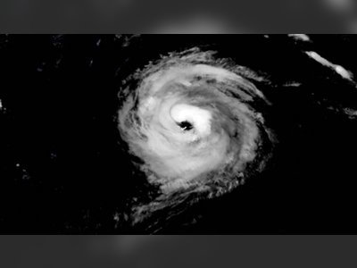 UPDATE: Eye of Cat 2 Hurricane Paulette passes directly over Bermuda