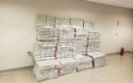 US agents seize record US$27m in cash on ship bound for USVI