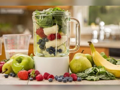 Smoothie recipes to welcome the warmer months