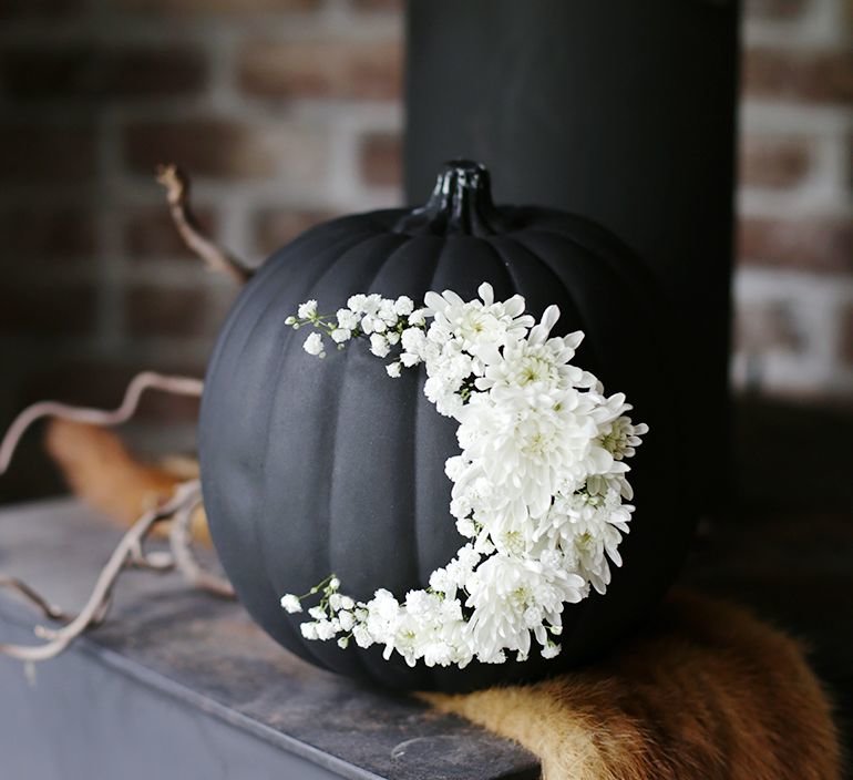 20 No-Carve Pumpkin Decorating Ideas That Don’t Skimp on Style