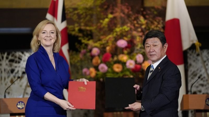 Britain and Japan sign post-Brexit trade deal