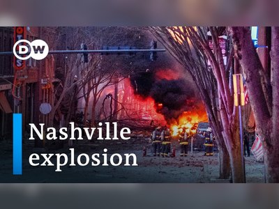 Huge explosion rocks downtown Nashville