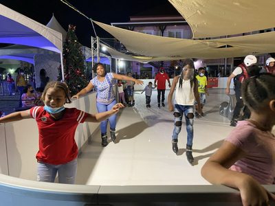 'Glice' skating comes to pier park