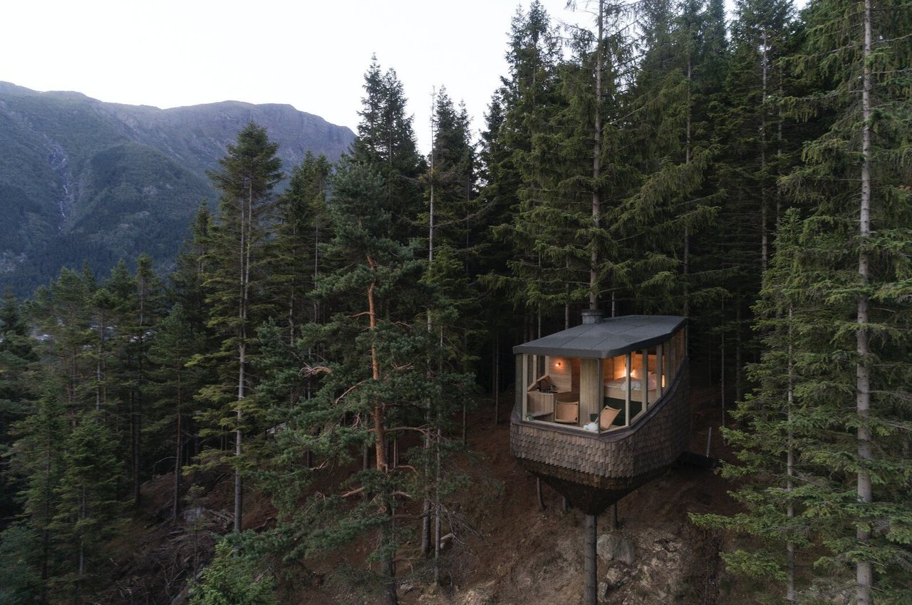 A Pair of Pine Cone–Shaped Tree Houses Overlook a Grand Fjord in Norway