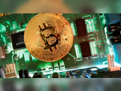 Bitcoin Down 10%, Drops to $44,286