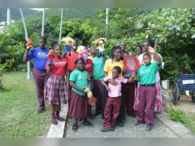 Eslyn Henley Richiez Learning Centre to receive school bus