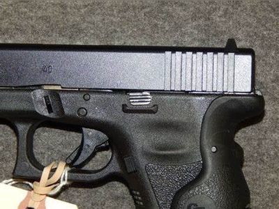 Police charge man caught with loaded Glock pistol in Fat Hogs Bay