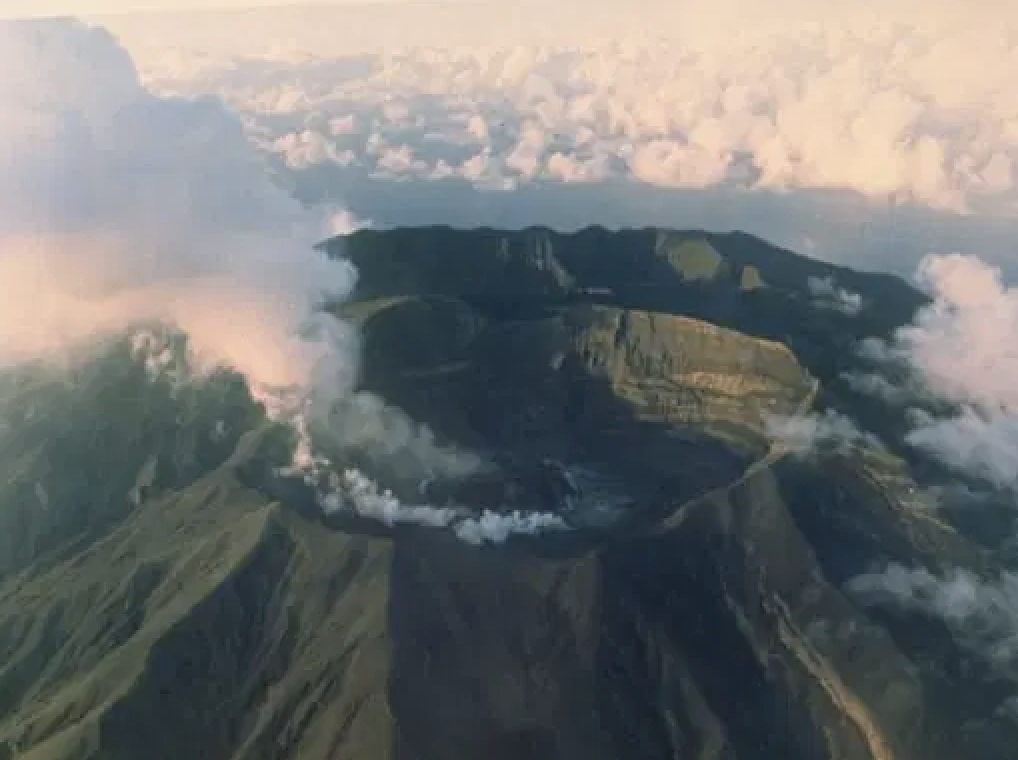 St Vincent’s La Soufriere volcano could erupt in hours or days!