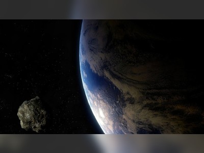 Incoming asteroid to pass between Earth and the moon, football field-sized space rock to follow