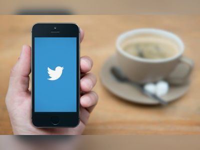 Twitter mulling paid service called Twitter Blue, finds researcher