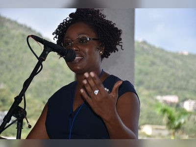 Davies halts duties to commence special policy assignment for gov’t