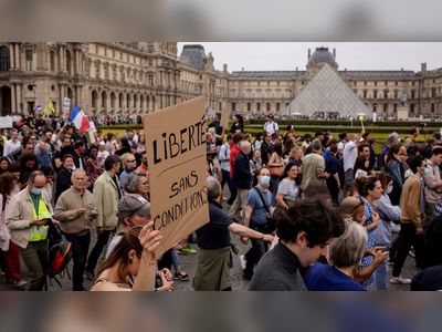 Thousands protests in France against the "health dictatorship"