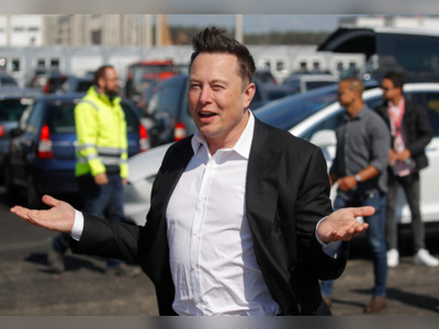 Elon Musk Visits Germany, Meets State Leaders Over "Gigafactory"
