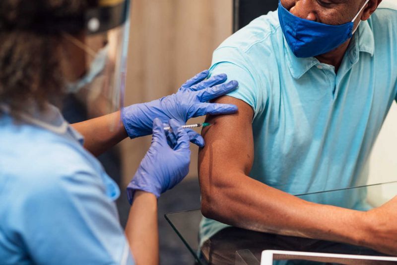 Sharp increase of vaccination in USVI; COVID cases below 400