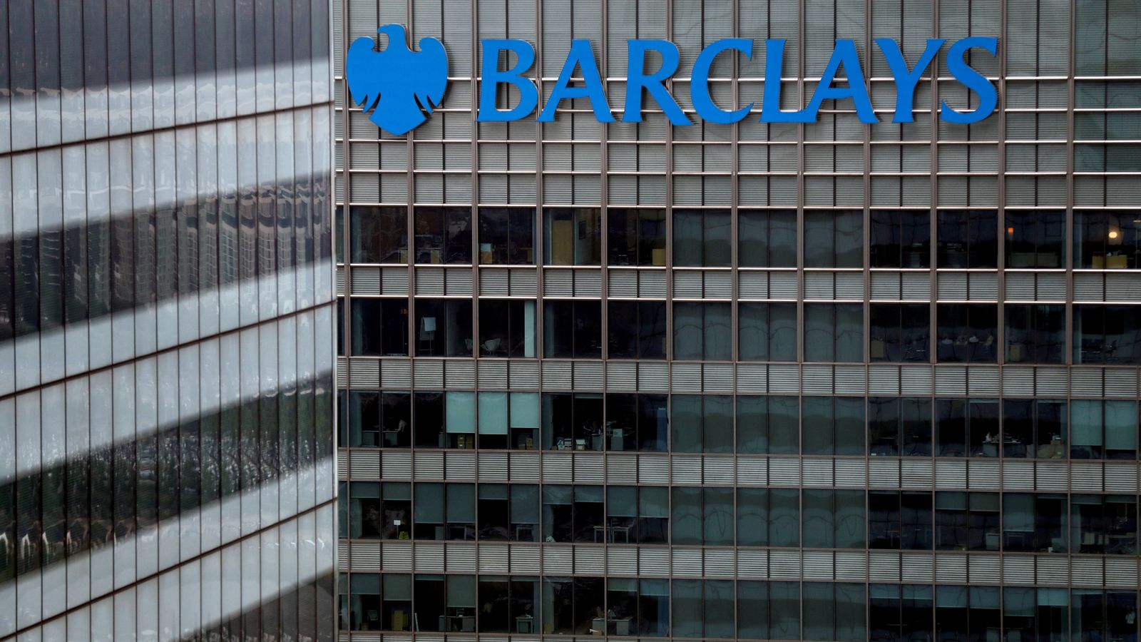 Barclays lines up Cross as first female finance chief
