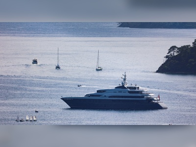 Russian oligarch’s super yacht arrives in Turkish waters