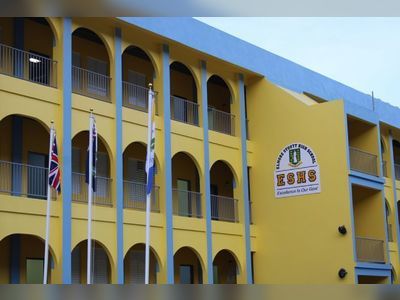 Premier justifies calls for business donations towards ESHS redevelopment