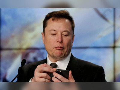 Elon Musk Says He Wants One Billion Users On Twitter