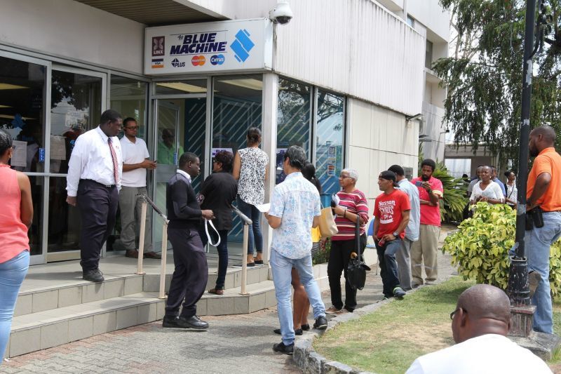 T&T Central Bank survey finds many living pay cheque to pay cheque