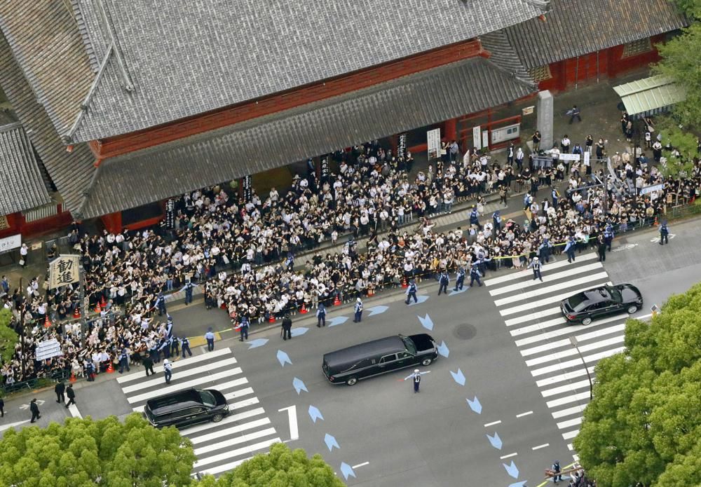 Japanese say final goodbye to assassinated former leader Abe