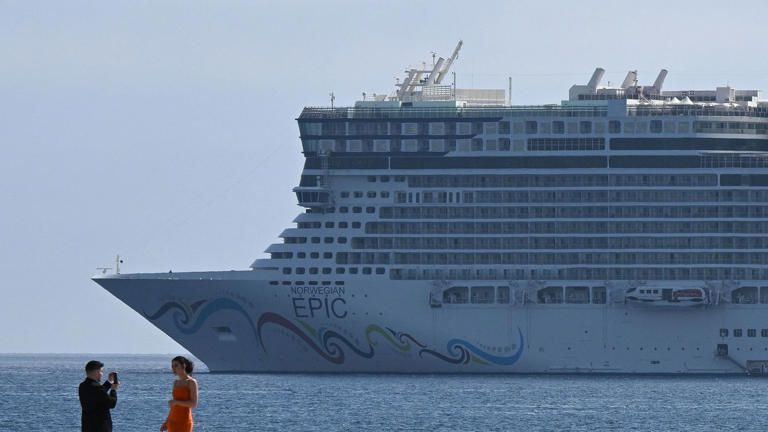 CDC ends reporting COVID cases on cruise ships