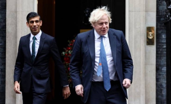 Johnson, Sunak lead race to become UK's next prime minister