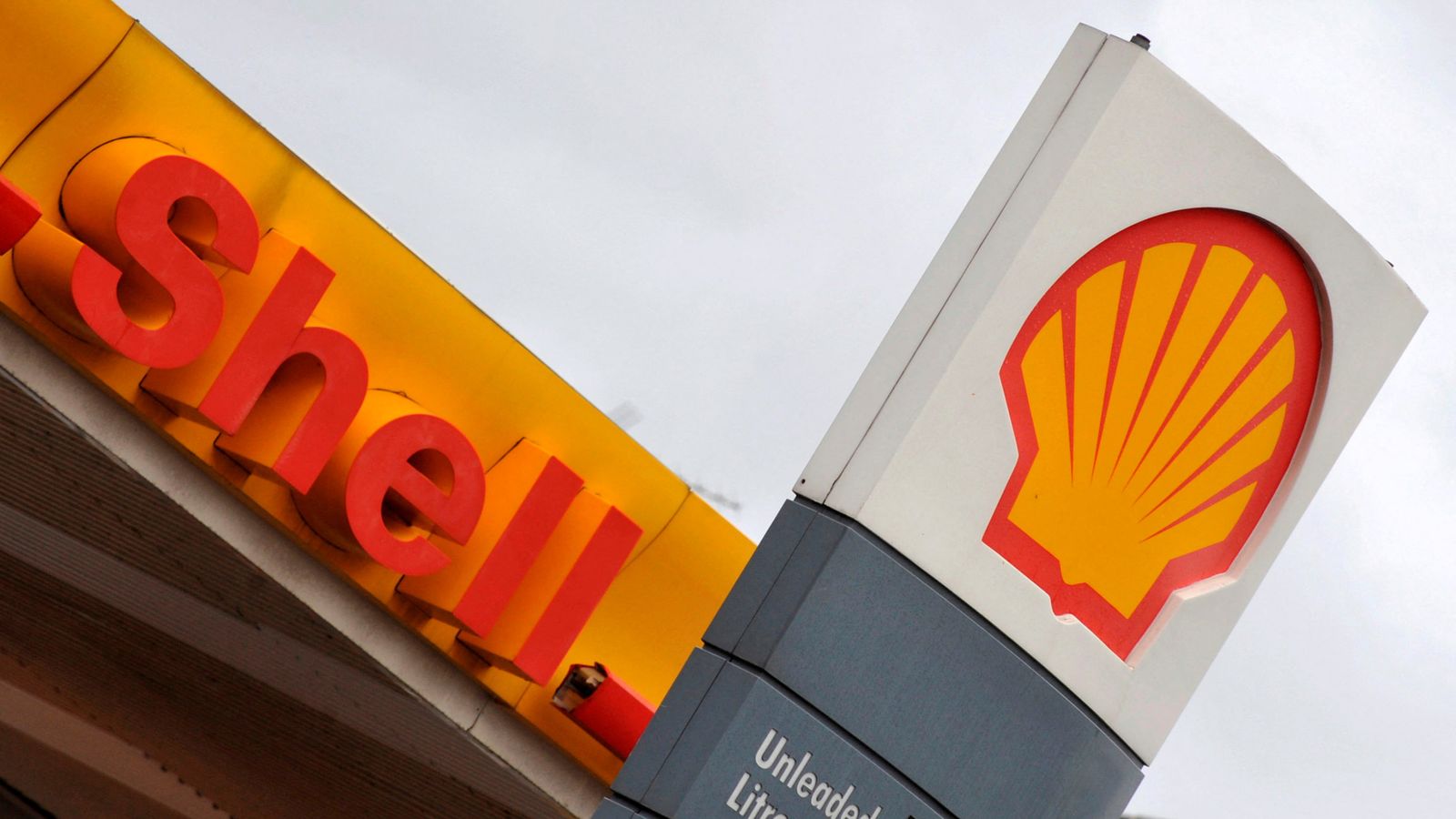 Energy company Shell reports profits of $9.5bn for Q3 of 2022 but not at record levels seen in first half of year