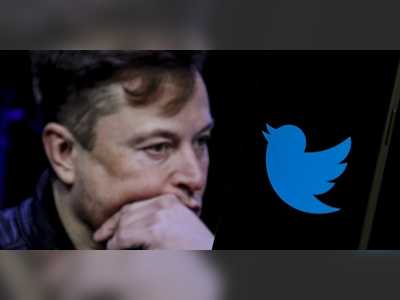 Twitter is already rolling out Elon Musk's divisive $7.99 blue check paid verification subscription
