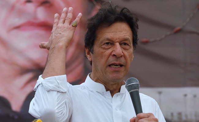 Pak PM Says Ready For Talks With Imran Khan But Also Calls Him "Fraud"