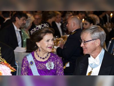 Swedish royals and guests mingle at Nobel banquet in Stockholm