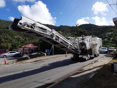 Gov’t purchases heavy-duty machine for road works