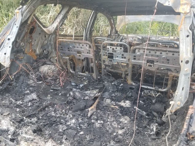 SUV burns on Windy Hill