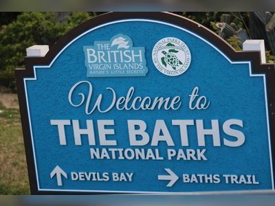 Tourist reportedly dies @The Baths