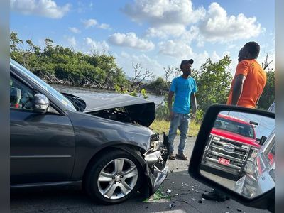 SUV collides with truck @ Slaney