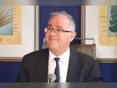 Governor defends controversial Police Act despite strong public concerns