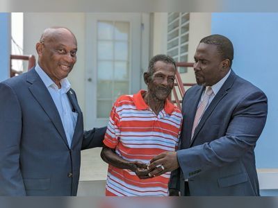 Anegada resident receives keys to new social home