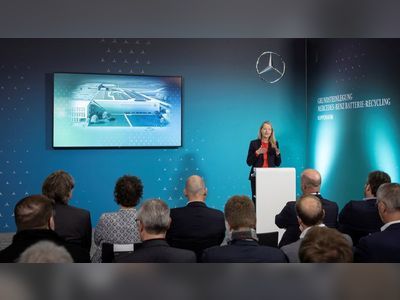Mercedes-Benz begins building battery recycling factory in southern Germany