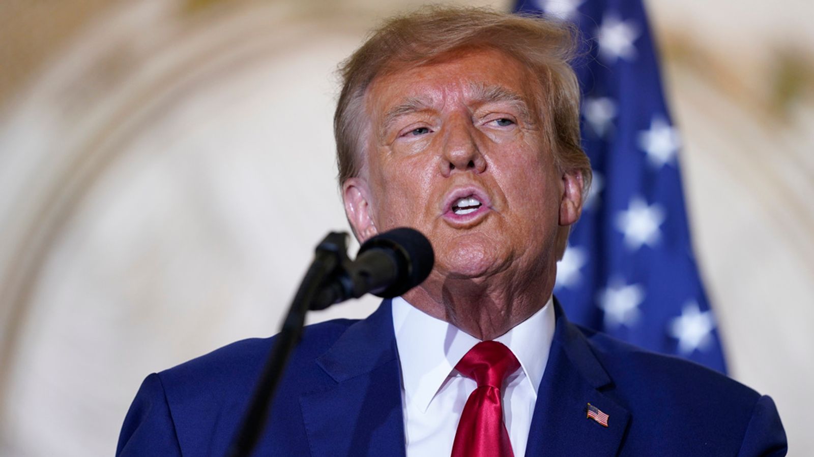 FBI lacked 'actual evidence' to begin probing potential links between Trump and Russia, report finds