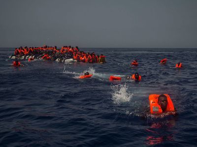 France Arrests 10 on Suspicion of Failing to Respond in Time to Migrant Drowning