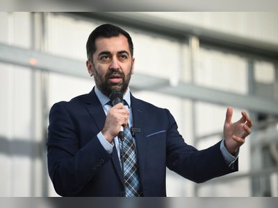 Release of Derogatory Text Messages Between Humza Yousaf and Jason Leitch